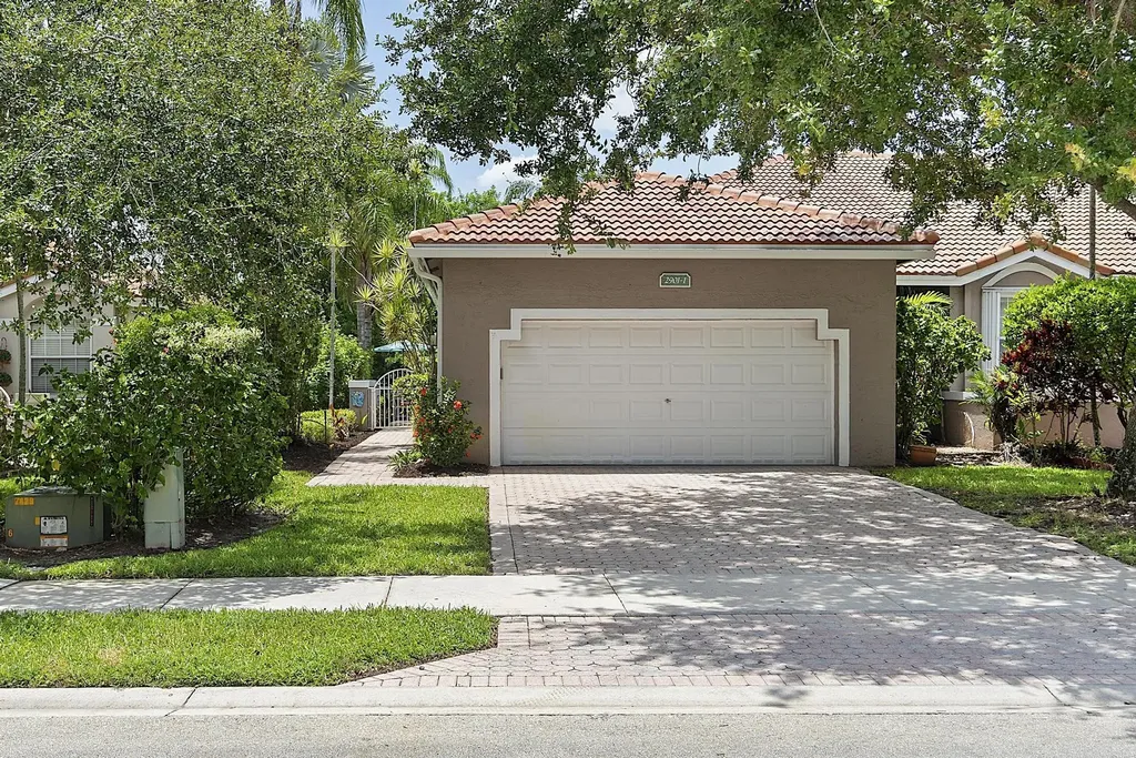 2901 E Aragon Boulevard Sunrise FL 33313
