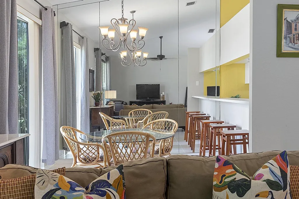 2901 E Aragon Boulevard Sunrise FL 33313
