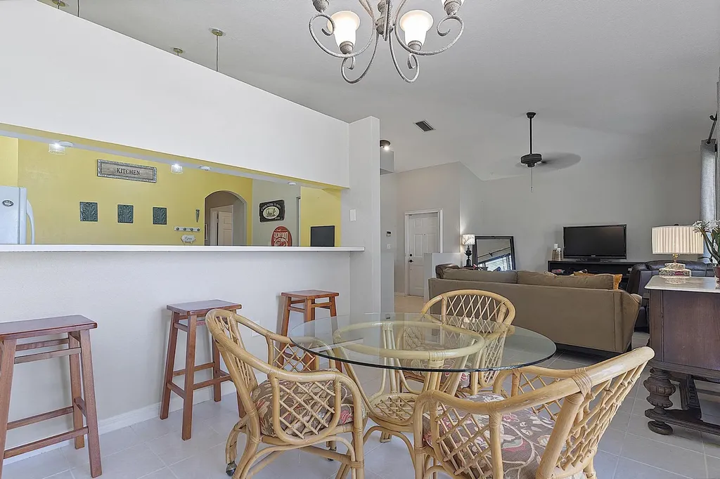 2901 E Aragon Boulevard Sunrise FL 33313