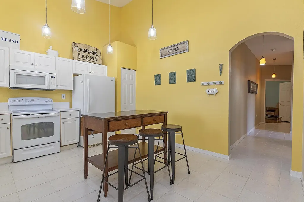 2901 E Aragon Boulevard Sunrise FL 33313