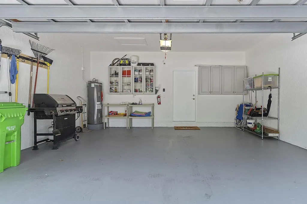2901 E Aragon Boulevard Sunrise FL 33313