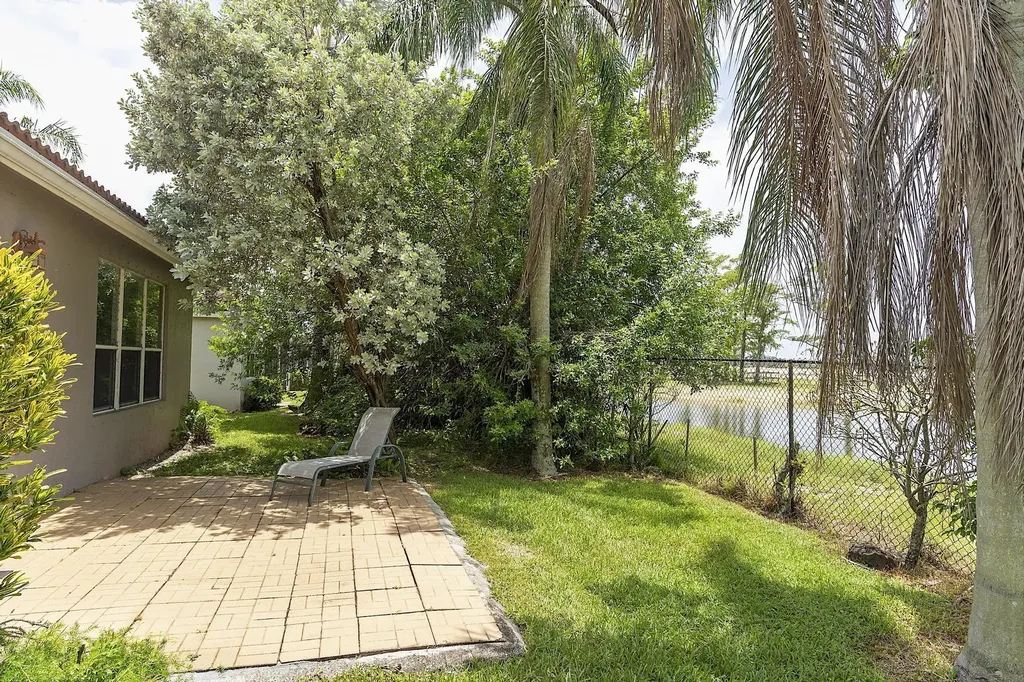 2901 E Aragon Boulevard Sunrise FL 33313