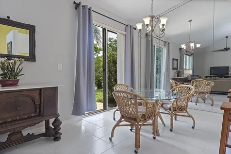 2901 E Aragon Boulevard Sunrise FL 33313