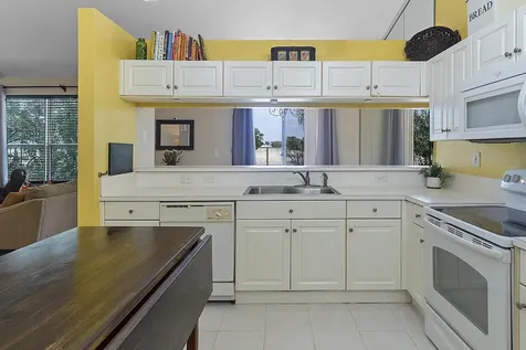 2901 E Aragon Boulevard Sunrise FL 33313