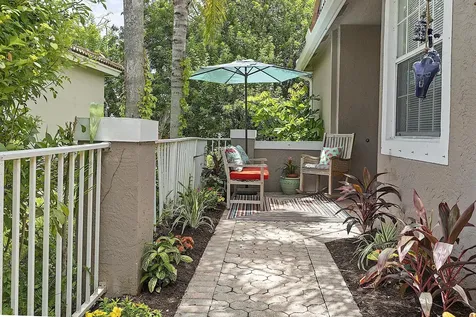 2901 E Aragon Boulevard Sunrise FL 33313