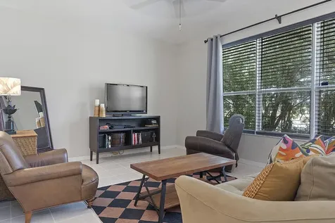 2901 E Aragon Boulevard Sunrise FL 33313