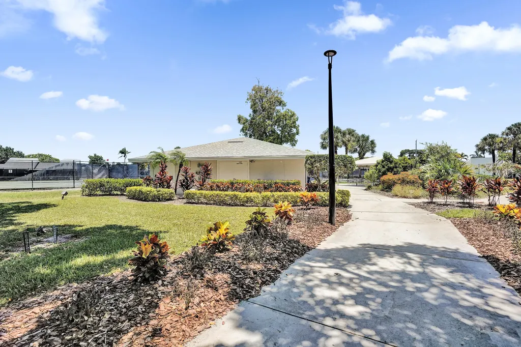 738 NW 24th Avenue Delray Beach FL 33445