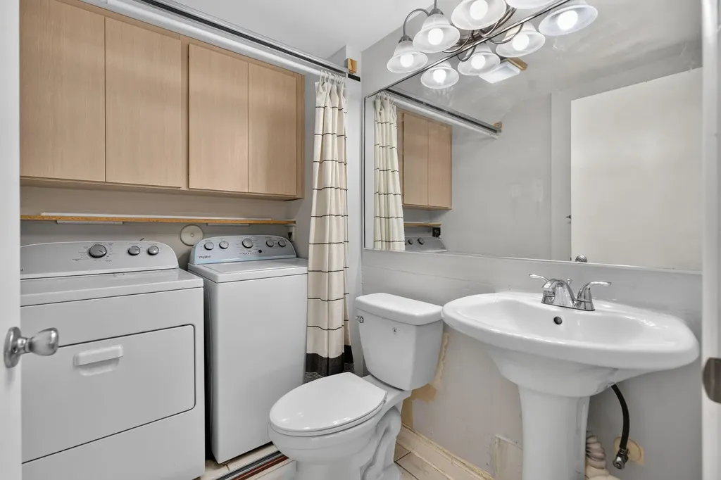 1908 Hartford Court S West Palm Beach FL 33409