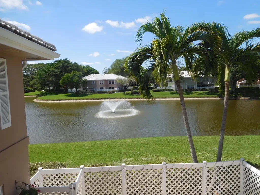 1908 Hartford Court S West Palm Beach FL 33409