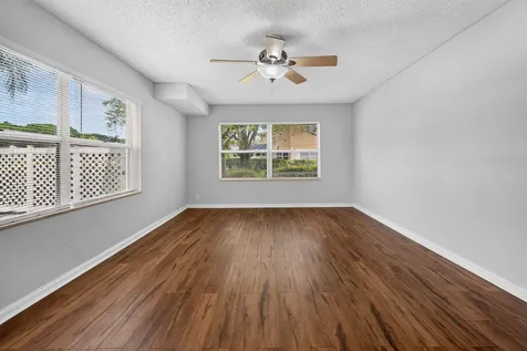 1908 Hartford Court S West Palm Beach FL 33409