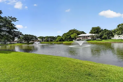 1908 Hartford Court S West Palm Beach FL 33409