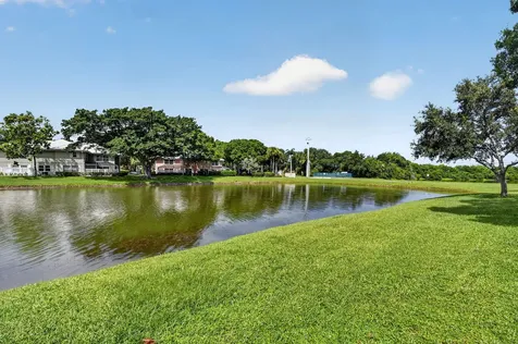 1908 Hartford Court S West Palm Beach FL 33409