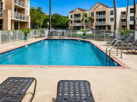 2721 Ocean Club Boulevard Hollywood FL 33019