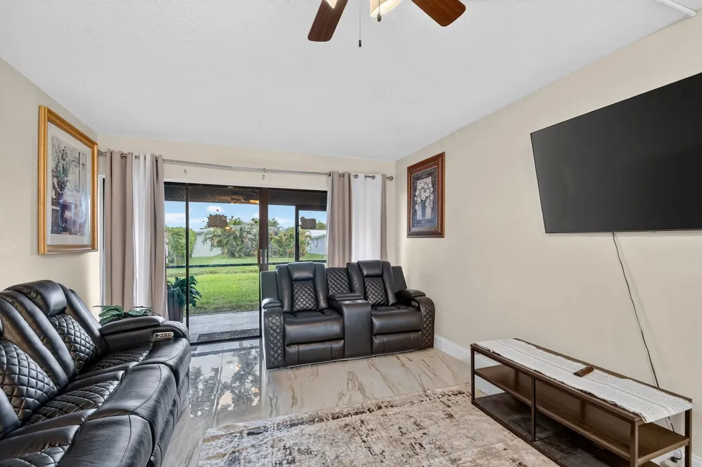 2101 W Woolbright Road Boynton Beach FL 33426