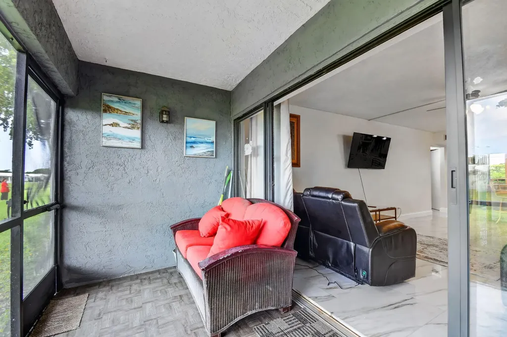 2101 W Woolbright Road Boynton Beach FL 33426