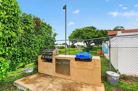 2101 W Woolbright Road Boynton Beach FL 33426