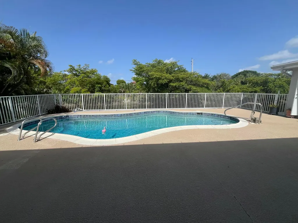 4804 Mango Drive Tamarac FL 33319
