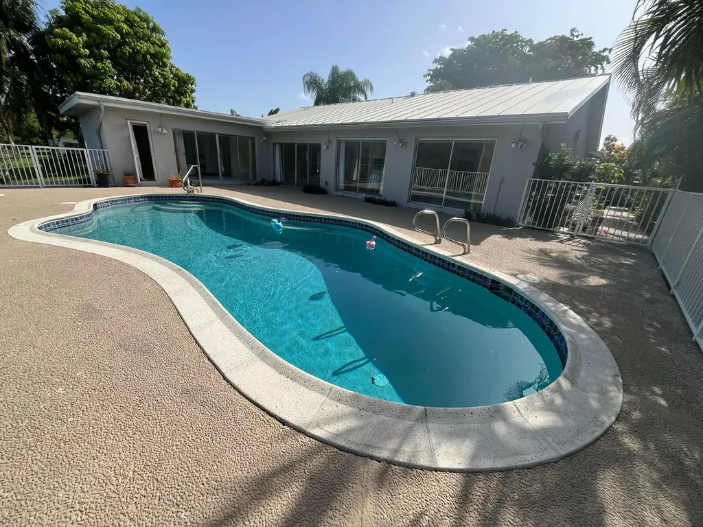 4804 Mango Drive Tamarac FL 33319