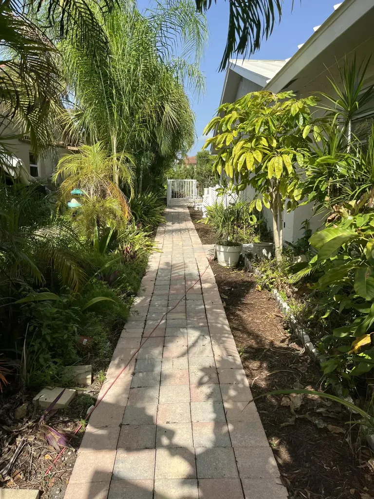 4804 Mango Drive Tamarac FL 33319