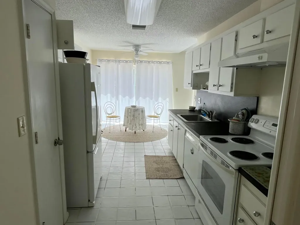 4804 Mango Drive Tamarac FL 33319
