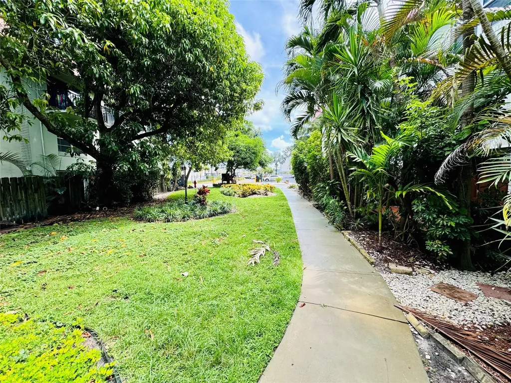805 W Oakland Park Boulevard Wilton Manors FL 33311