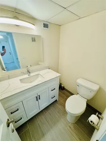 805 W Oakland Park Boulevard Wilton Manors FL 33311