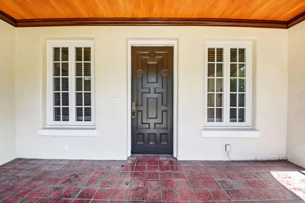 227 Foresteria Drive Lake Park FL 33403