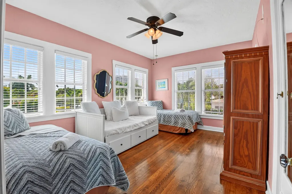 227 Foresteria Drive Lake Park FL 33403