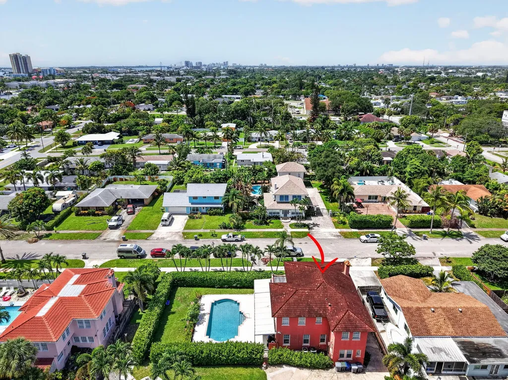 227 Foresteria Drive Lake Park FL 33403