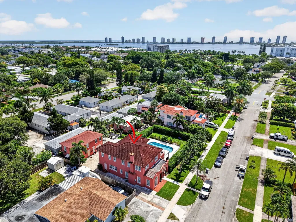 227 Foresteria Drive Lake Park FL 33403
