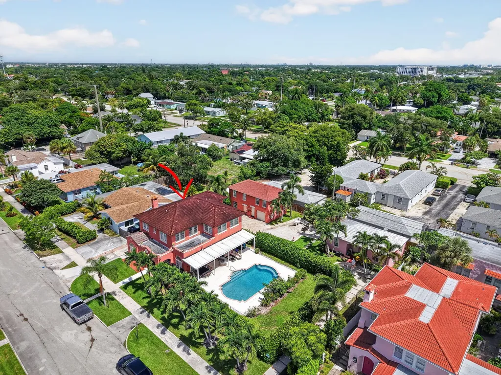 227 Foresteria Drive Lake Park FL 33403