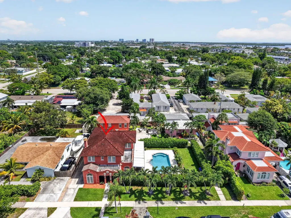 227 Foresteria Drive Lake Park FL 33403