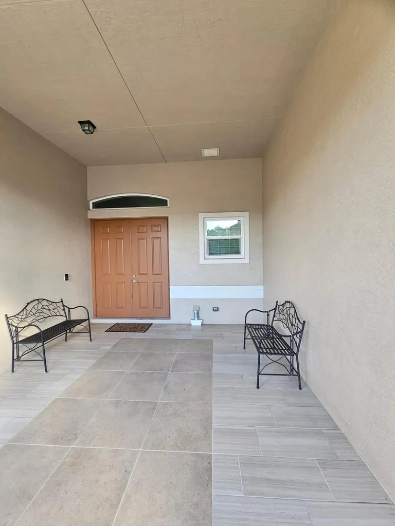 5768 NW Zenith Drive Port St Lucie FL 34986