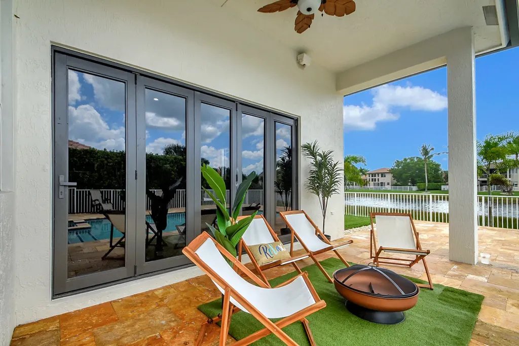 11618 Manatee Bay Lane Wellington FL 33449