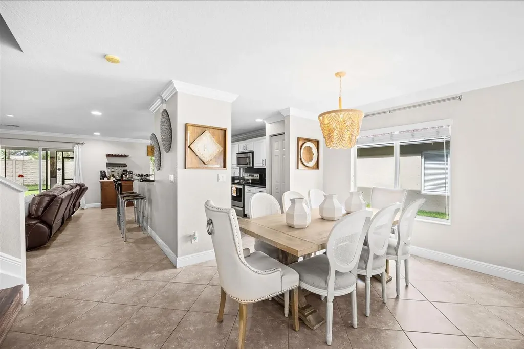 1982 SW Jamesport Drive SW Port St Lucie FL 34953
