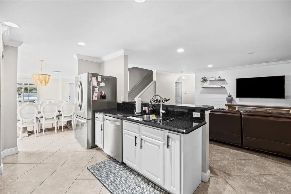 1982 SW Jamesport Drive SW Port St Lucie FL 34953