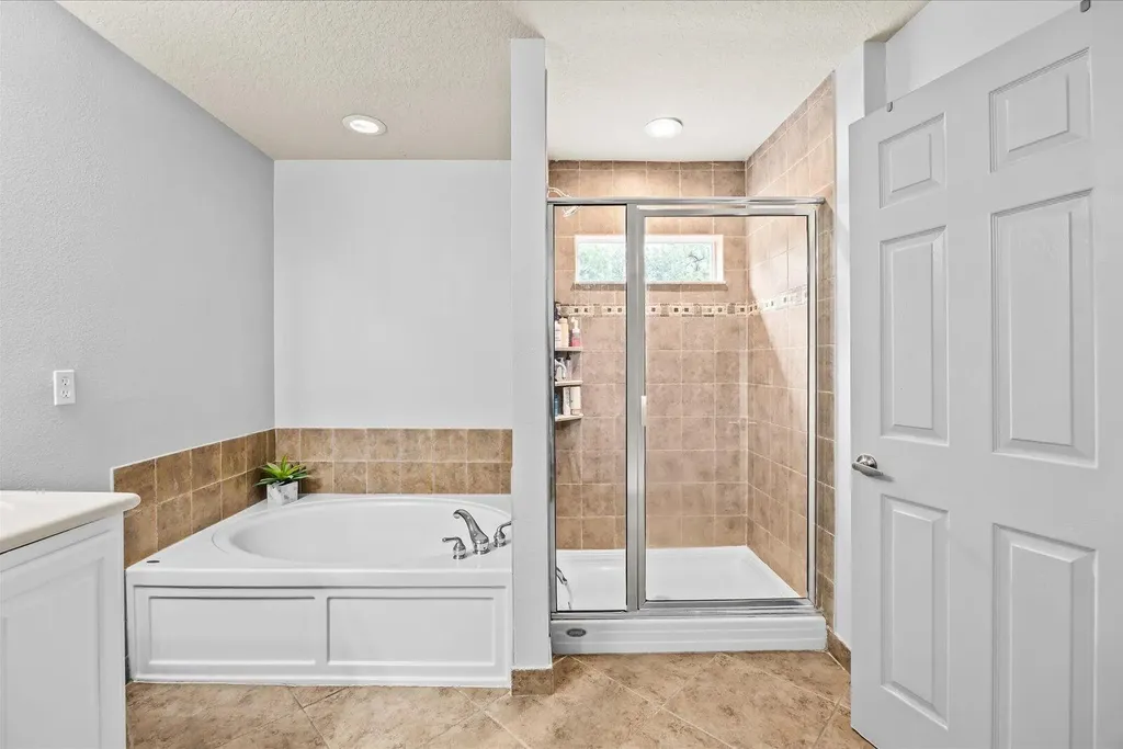 1982 SW Jamesport Drive SW Port St Lucie FL 34953