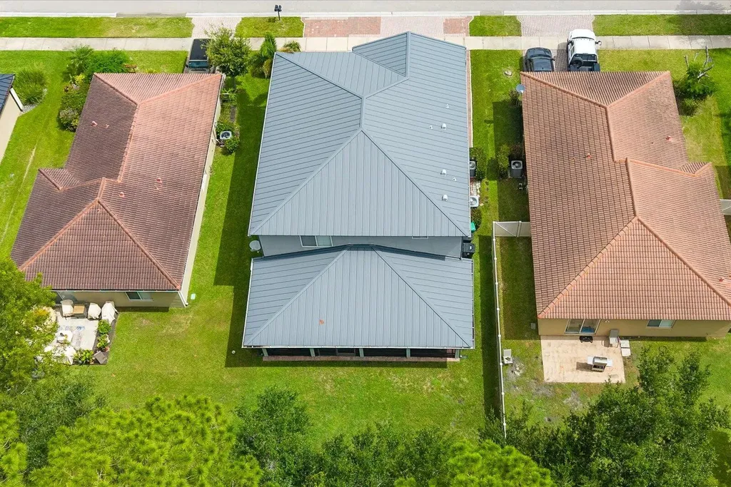 1982 SW Jamesport Drive SW Port St Lucie FL 34953
