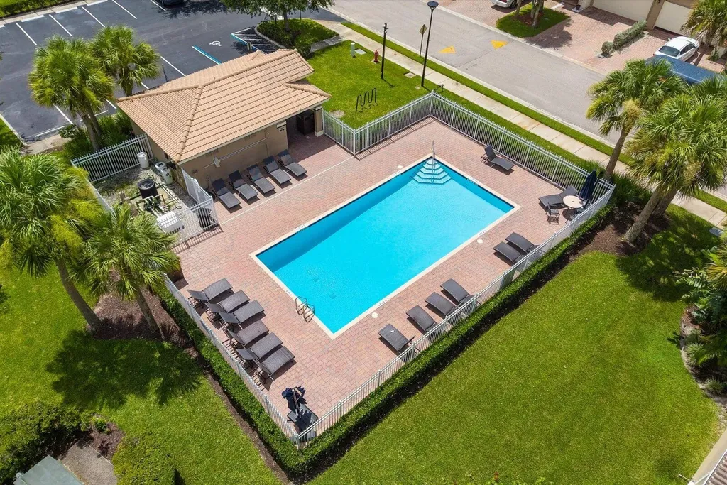 1982 SW Jamesport Drive SW Port St Lucie FL 34953