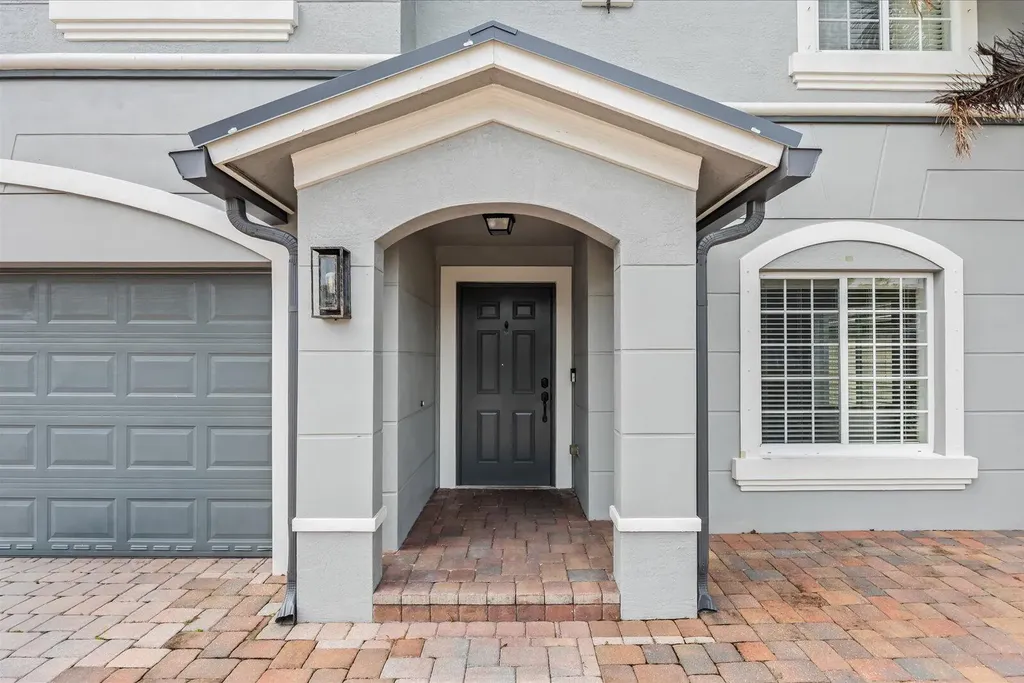 1982 SW Jamesport Drive SW Port St Lucie FL 34953