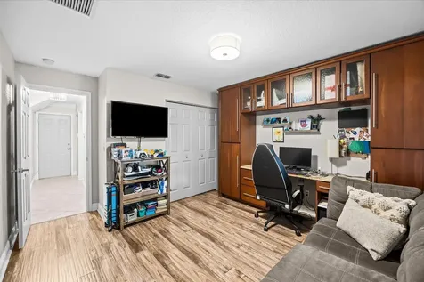 1982 SW Jamesport Drive SW Port St Lucie FL 34953