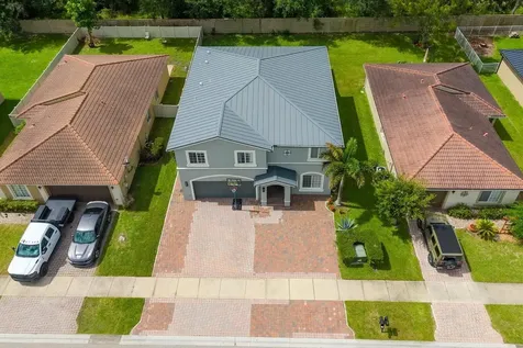 1982 SW Jamesport Drive SW Port St Lucie FL 34953