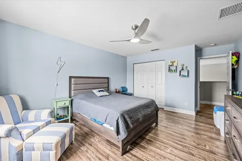 1982 SW Jamesport Drive SW Port St Lucie FL 34953