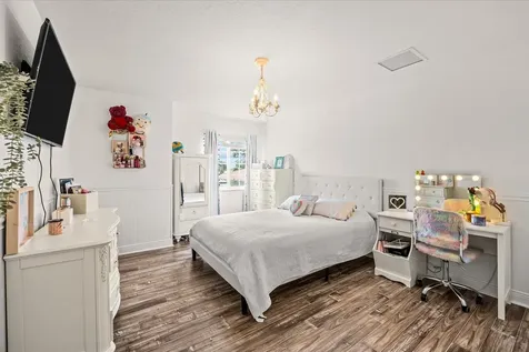 1982 SW Jamesport Drive SW Port St Lucie FL 34953