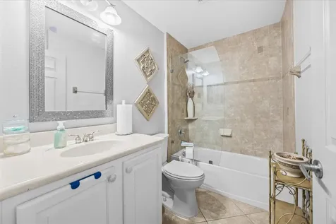 1982 SW Jamesport Drive SW Port St Lucie FL 34953