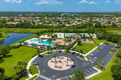 1982 SW Jamesport Drive SW Port St Lucie FL 34953