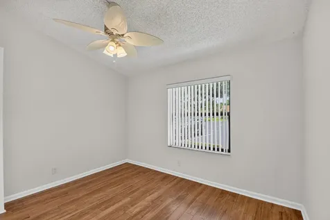 51 Via De Casas Norte Boynton Beach FL 33426
