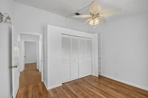 51 Via De Casas Norte Boynton Beach FL 33426
