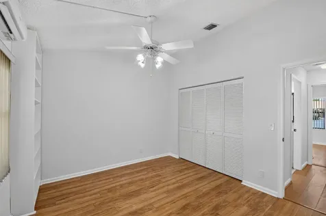 51 Via De Casas Norte Boynton Beach FL 33426