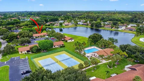 51 Via De Casas Norte Boynton Beach FL 33426